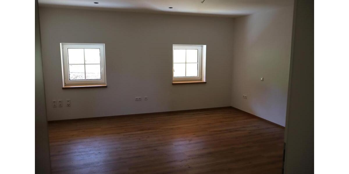 Einfamilienhaus Kollnburg - 4 Zimmer, 148 m&sup2;, 1.200&euro; | Angebot:26460930