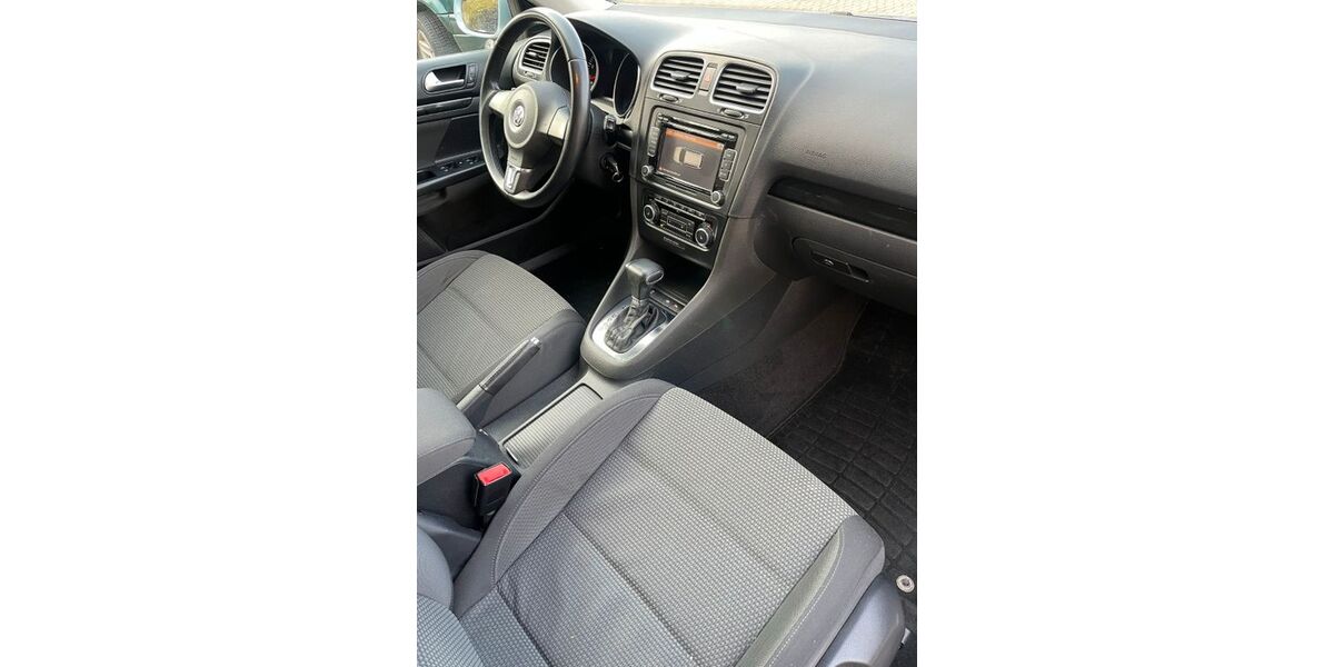 VW Golf 99.000 km 6.900 &euro; Nürnberg 90402
