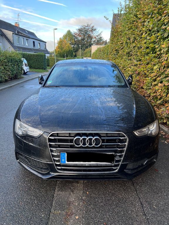 Audi A5 165.000 km 18.900 € Essen 45149