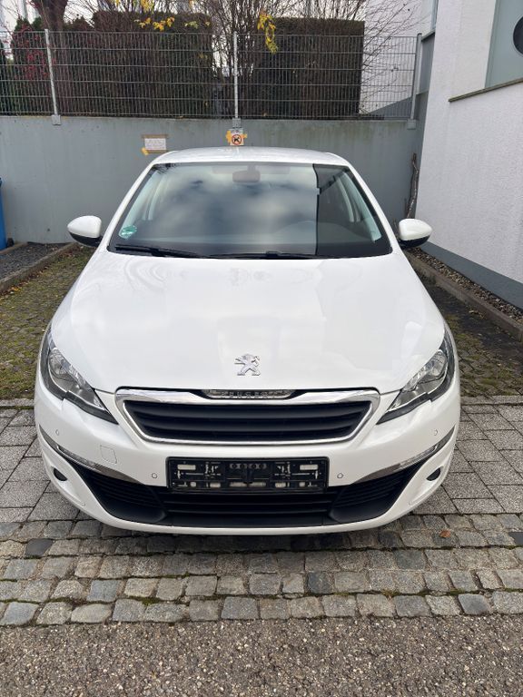 Peugeot 308 162.483 km 5.500 € Ulm 89075