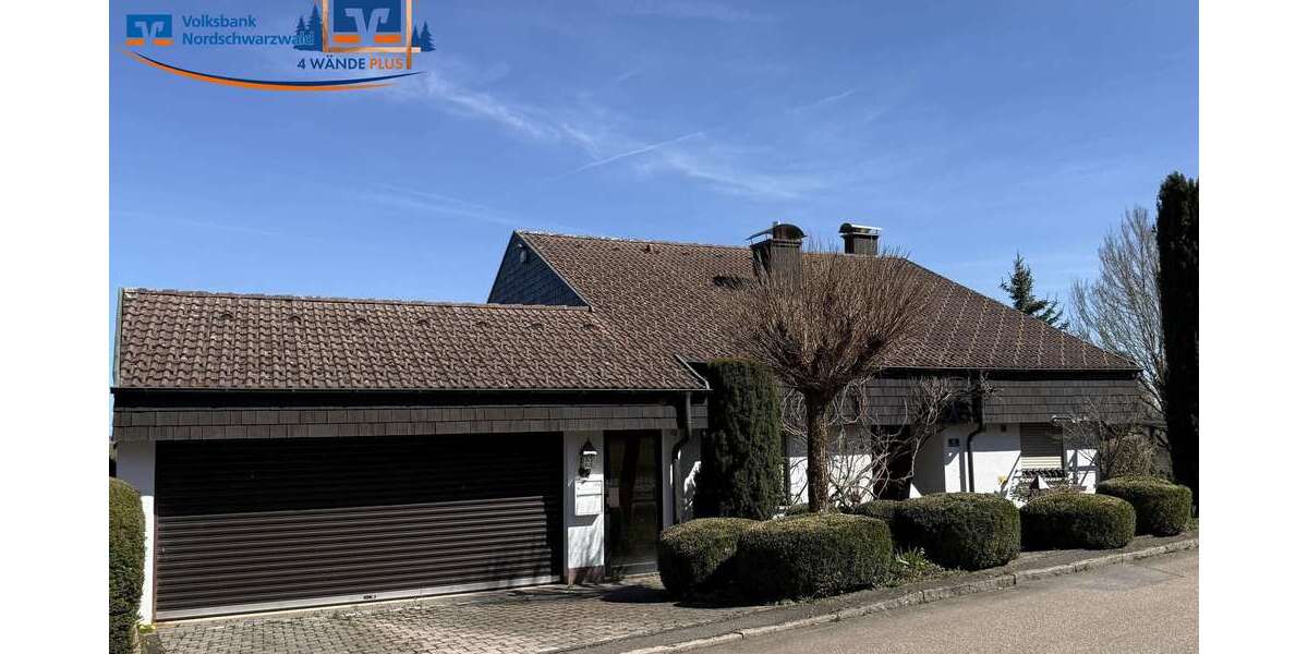 Einfamilienhaus Freudenstadt - 7 Zimmer, 223 m&sup2;, 690.000&euro; | Angebot:26435752