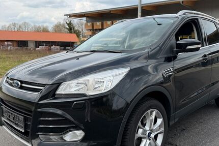 Ford Kuga 156.000 km 8.490 &euro; Bad Fallingbostel (OT Dorfmark) 29683
