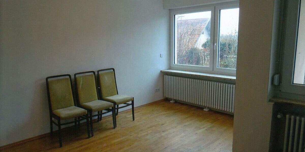 Mehrfamilienhaus, Wohnhaus Wülfershausen an der Saale Wülfershausen - 4 Zimmer, 100 m&sup2;, 1.200&euro; | Angebot:25727692