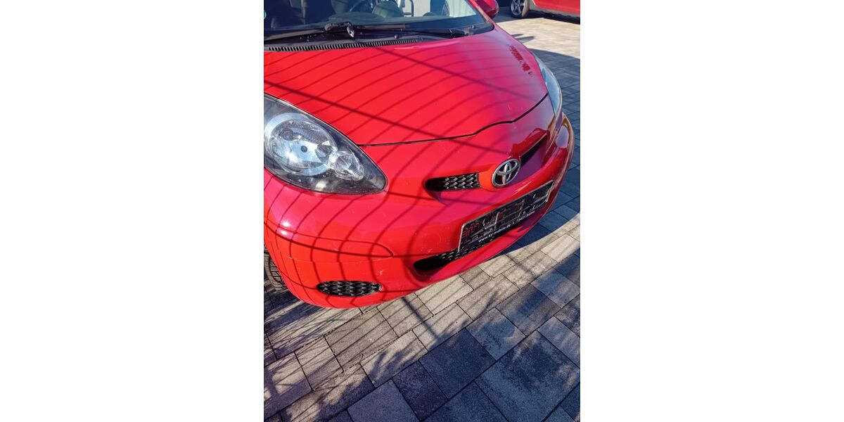 Toyota Aygo (X) 105.500 km 2.999 &euro; Essingen 73457