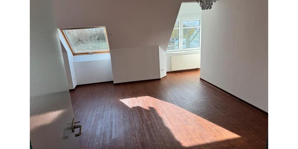 Etagenwohnung Twist - 5 Zimmer, 135 m&sup2;, 920&euro; | Angebot:26151124
