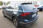 VW Tiguan MOVE 1.5 TSI DSG NAVI AHK KAMERA LED ALU AC 38.000 km 29.988 &euro; Bergkamen 59192