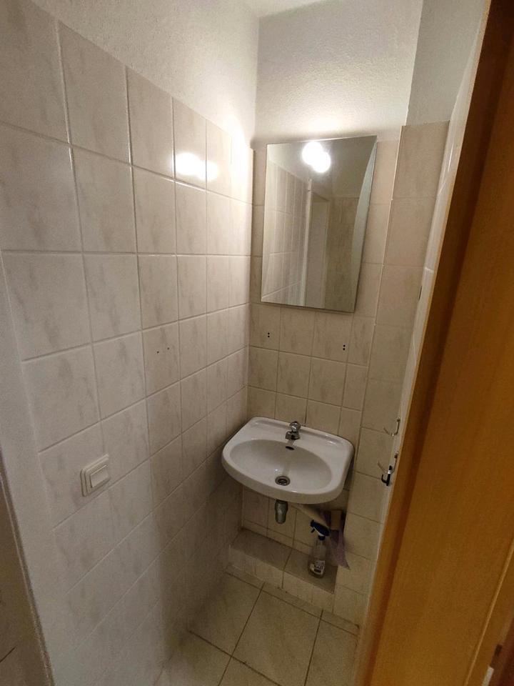 Gewerbeimmobilie Lagerraum Storage in Kreischa 96 Quadratmeter zimmer