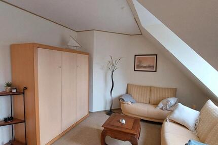 Juli: 1-Zi.-Whg mit Balkon, je Woche 395 Euro