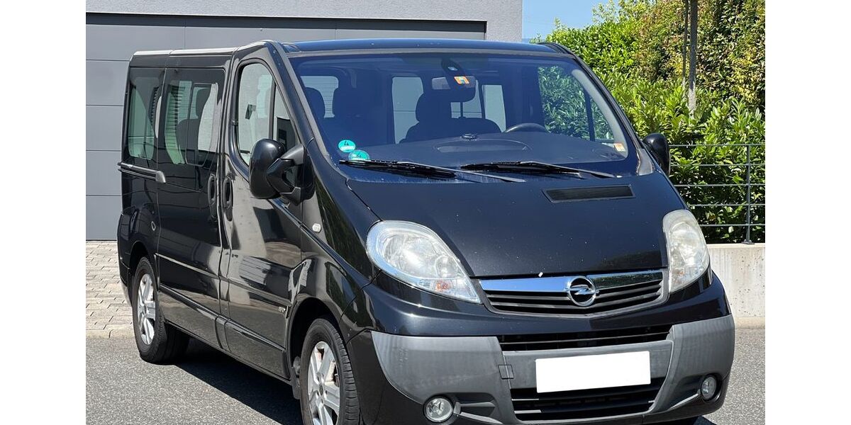 Opel Vivaro 248.000 km 8.900 &euro; Oberursel 61440