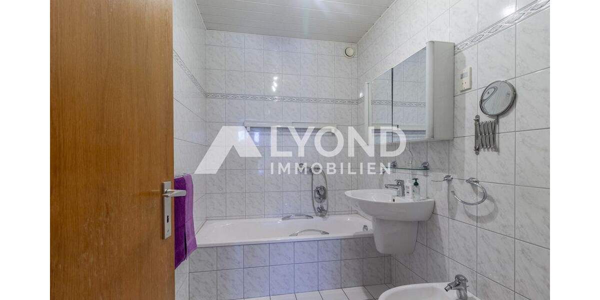 Etagenwohnung Hagen / Hohenlimburg Hohenlimburg - 5 Zimmer, 131 m&sup2;, 235.000&euro; | Angebot:24544252