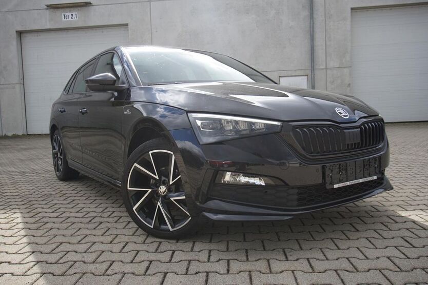 Skoda Scala 48.000 km 18.950 € Parkstetten 94365