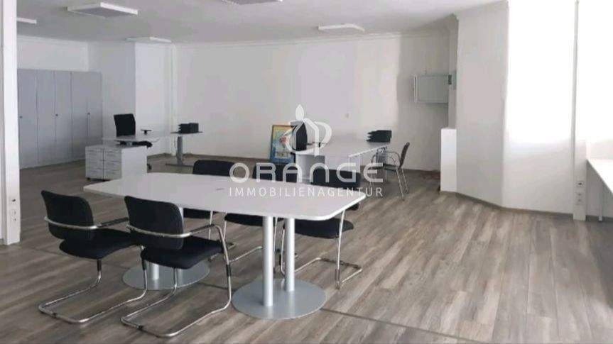 Gewerbeobjekt Bad Salzuflen Innenstadt - 3 Zimmer, 155 m&sup2;, 180.000&euro; | Angebot:25670712