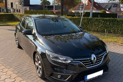 Renault Megane 118.000 km 9.300 € Bad Zwischenahn 26160