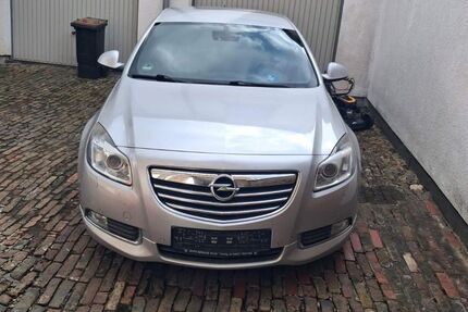 Opel Insignia 238.000 km 4.300 &euro; Sinzig 53489
