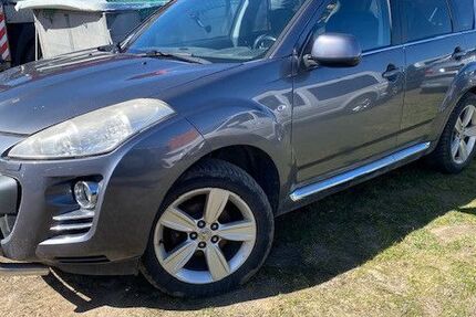 Peugeot 4007 320.000 km 1.400 &euro; Demmin 17109