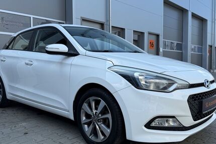 Hyundai i20 78.702 km 8.795 &euro; Willich 47877