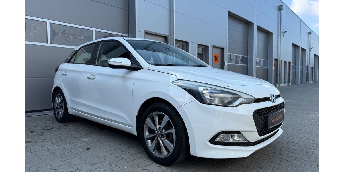 Hyundai i20 78.702 km 8.995 &euro; Willich 47877