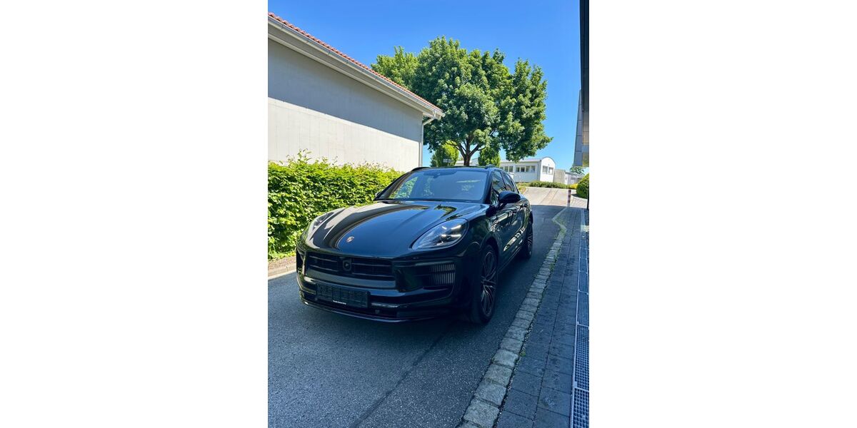 Porsche Macan 17.200 km 93.900 &euro; Raubling 83064