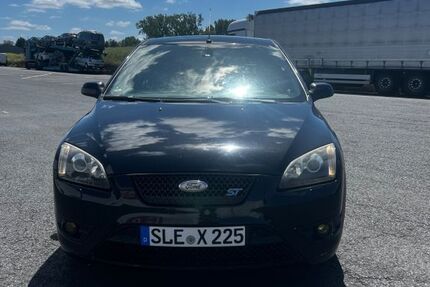 Ford Focus 232.000 km 5.200 &euro; Rheinbach 53359