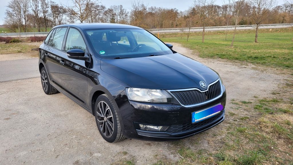 Skoda Rapid 185.000 km 6.200 &euro; Kösching 85092