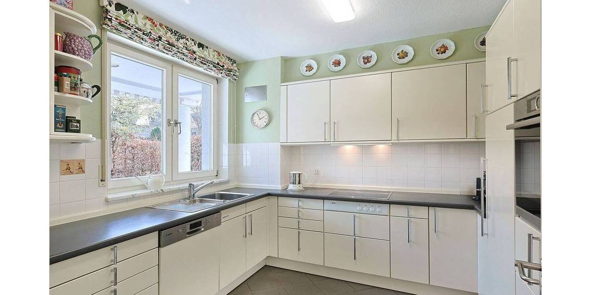 Einfamilienhaus Gerlingen - 8 Zimmer, 291 m&sup2;, 1.395.000&euro; | Angebot:26257716