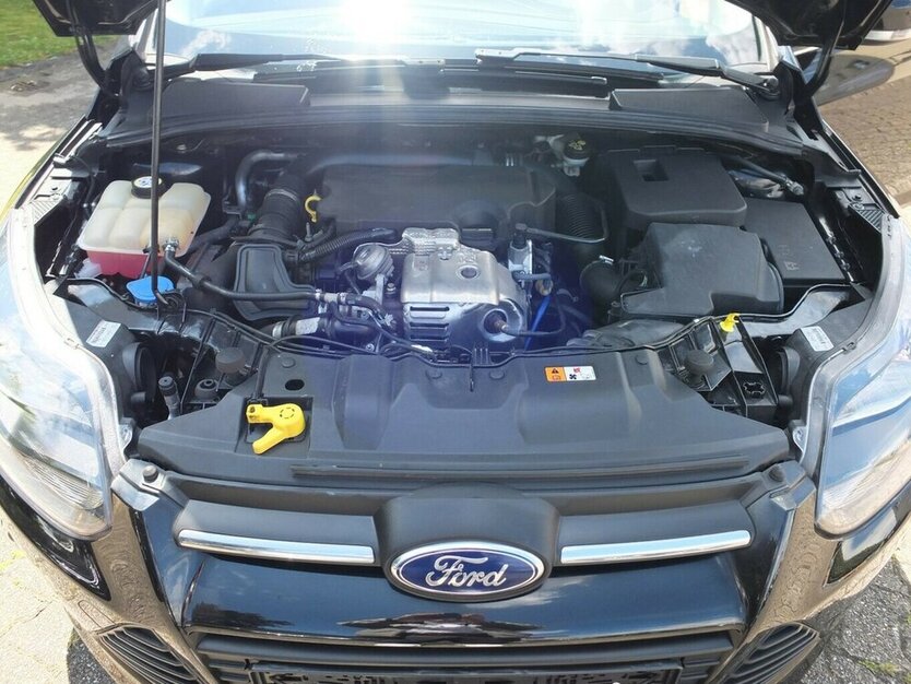 Ford Focus CHAMPIONS EDITION 5-TÜRIG orig.53.215 km ! 53.215 km 8.404 € Köln 50858
