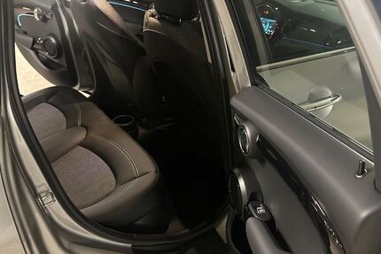 Mini Cooper 28.000 km 21.500 &euro; Dingolfing 84130