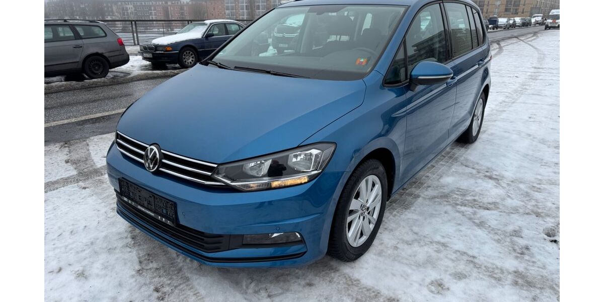 VW Touran 115.000 km 17.444 &euro; Berlin 13599