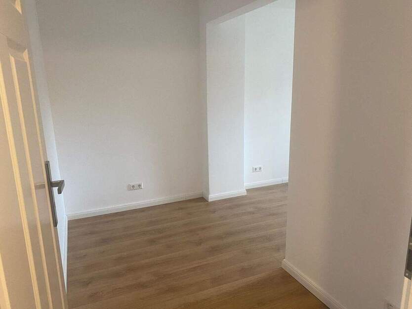 Idyllisches Reihenmittelhaus mit eigener Terrasse im schönen Seegebiet Mansfelder Land! 5 zimmer