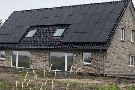 Moderne Doppelhaushälfte in Risum-Lindholm 5 zimmer