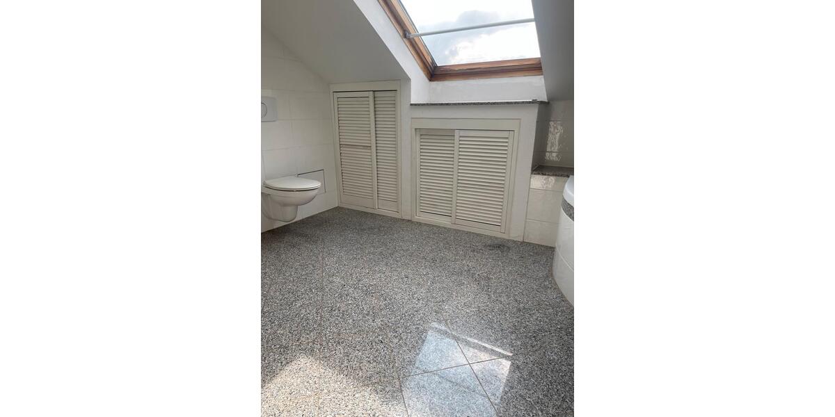 Dachgeschoßwohnung Dresden Altstadt - 5 Zimmer, 138 m&sup2;, 415.000&euro; | Angebot:25168730