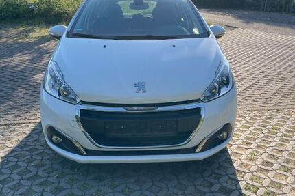 Peugeot 208 70.500 km 6.200 &euro; Neustadt an der Weinstraße 67434