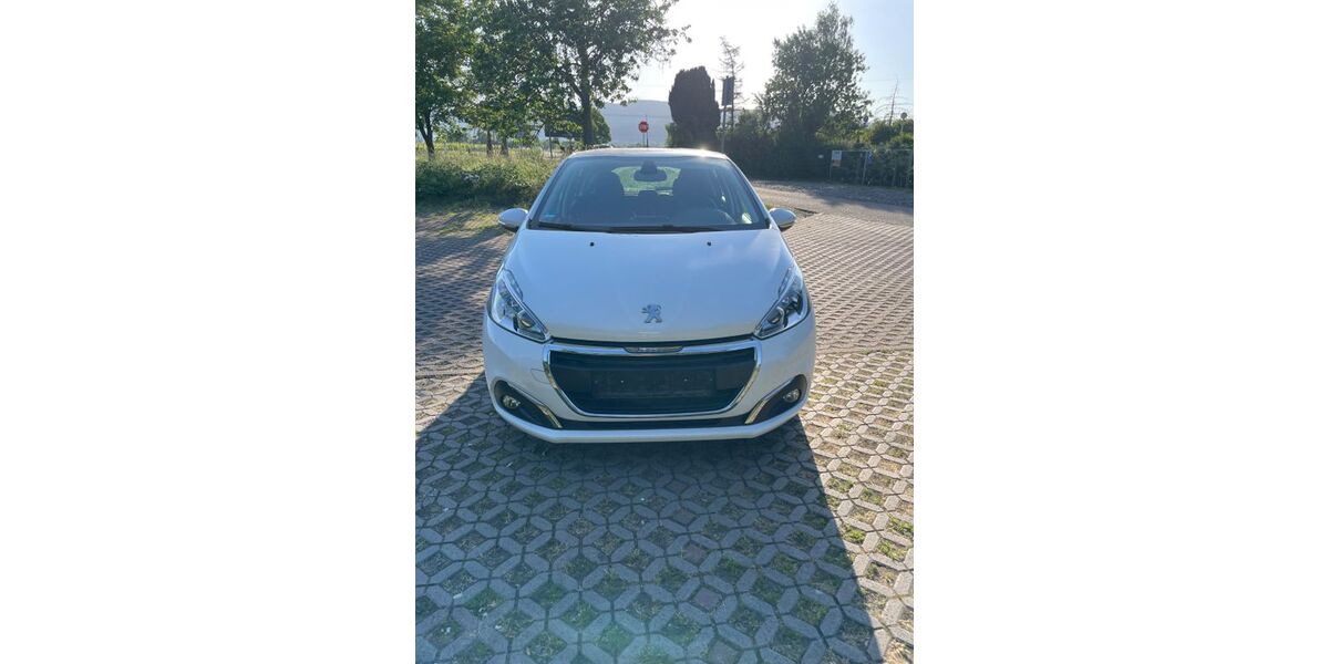 Peugeot 208 70.500 km 6.200 &euro; Neustadt an der Weinstraße 67434