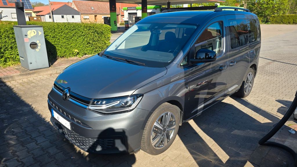 VW Caddy 128.895 km 22.400 &euro; Görzke 14828