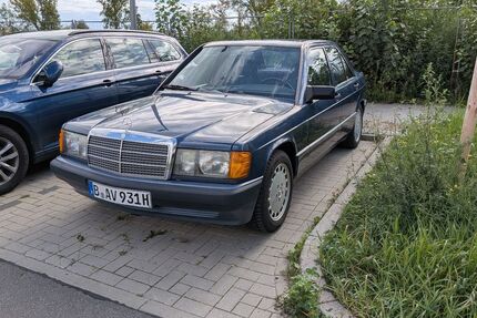Mercedes-Benz 190 198.000 km 12.000 &euro; Berlin 10245