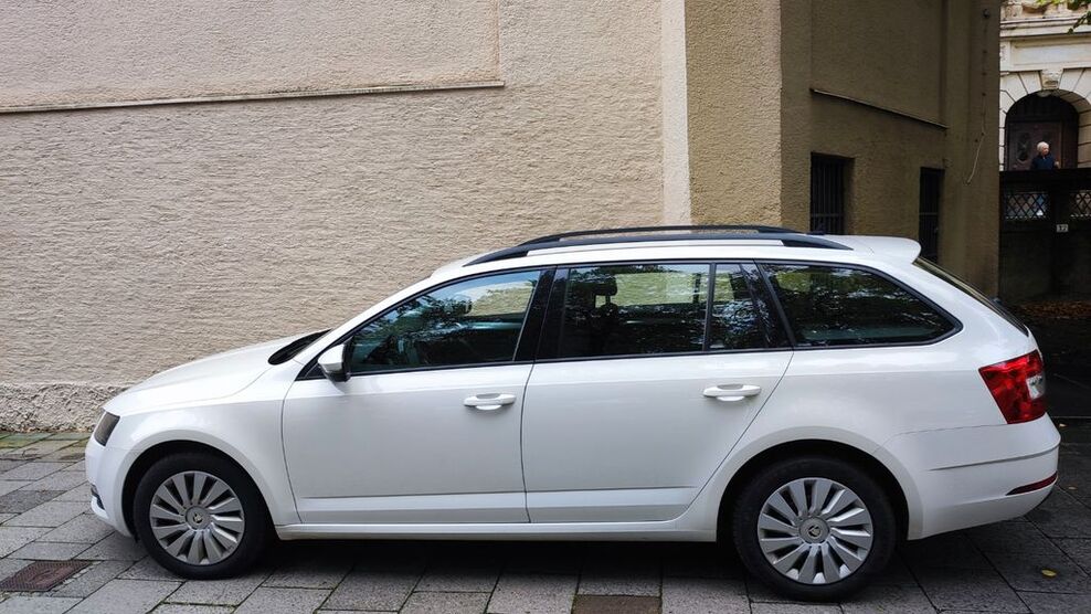 Skoda Octavia 271.760 km 8.500 € München 81547