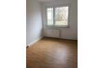 Die Einbauküche ist schon da. Nachmieter für 3-Zimmer-Wohnung mit Wanne und Balkon gesucht. 3 zimmer