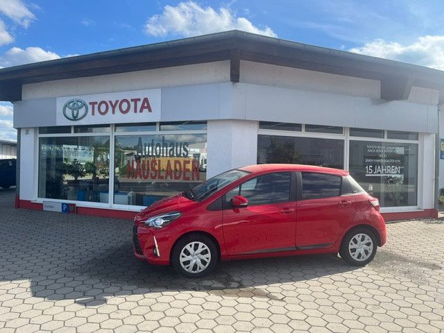 Toyota Yaris 62.650 km 12.990 &euro; Cham 93413