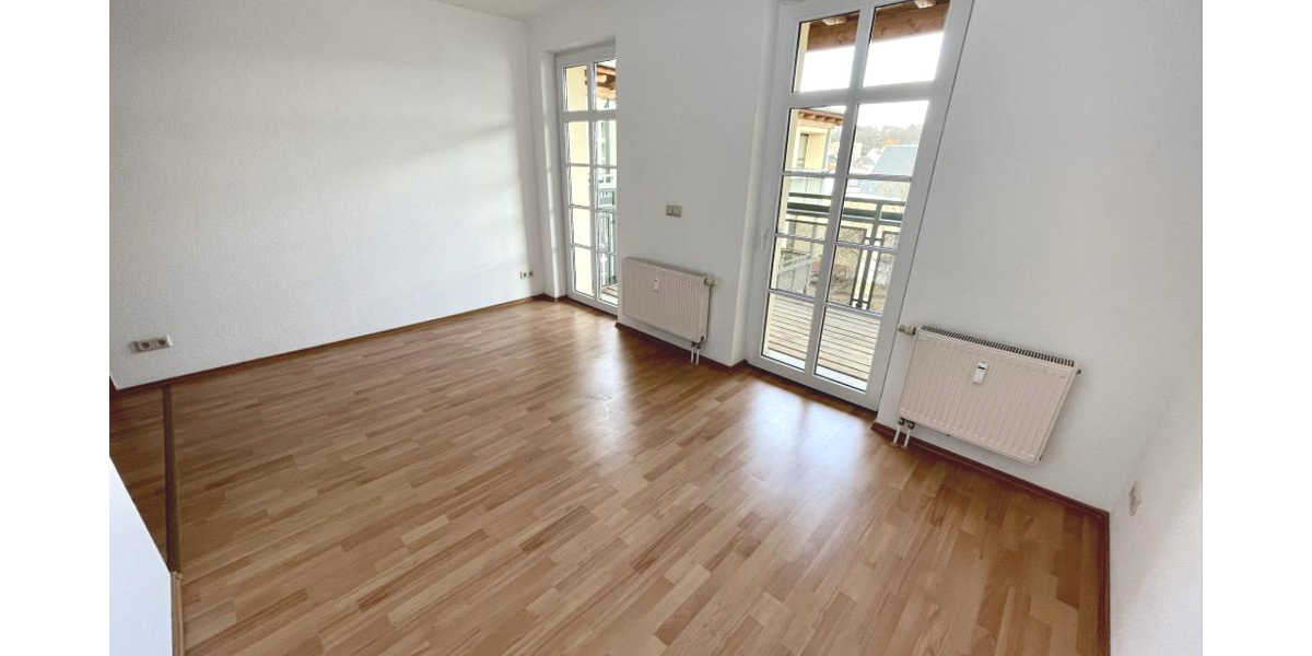 Schicke Wohnung mit Balkon und Aufzug nahe dem Stadtzentrum in ruhiger Lage! - Dachgeschoßwohnung Gera Ostviertel | Angebot:26994115