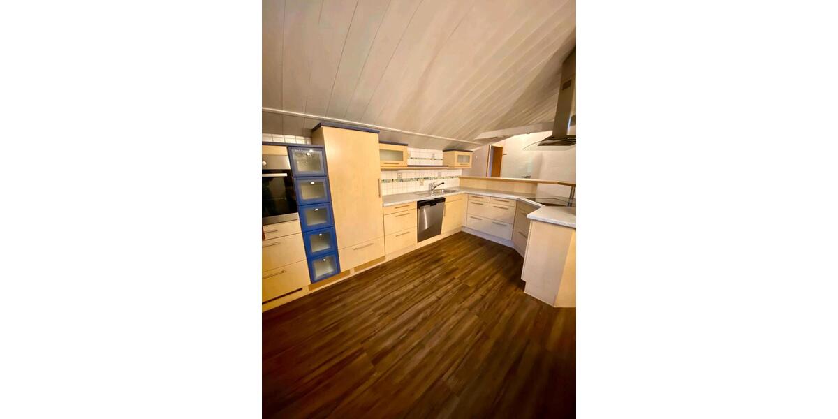 Dachgeschoßwohnung Oberreute - 3 Zimmer, 115 m&sup2;, 990&euro; | Angebot:26335481