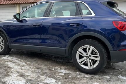 Audi Q3 126.000 km 22.900 &euro; Berlin 13403