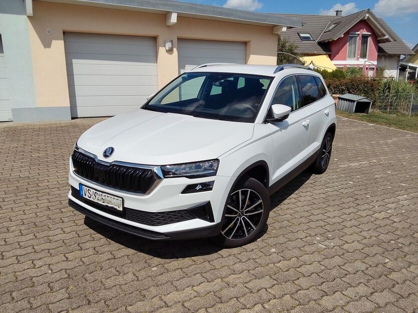 Skoda Karoq 18.000 km 32.990 € Bad Dürrheim 78073