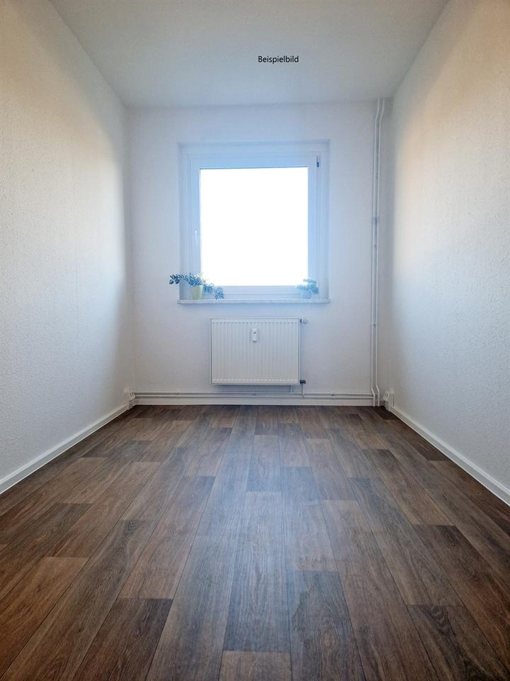NEU renovierte 3 - Raumwohnung mit Balkon und Aufzug ab 112025 zu vermieten! zimmer