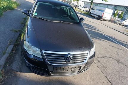 VW Passat 238.950 km 4.999 € Bensheim 64625