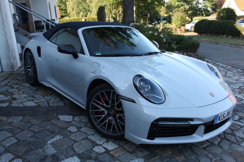 992