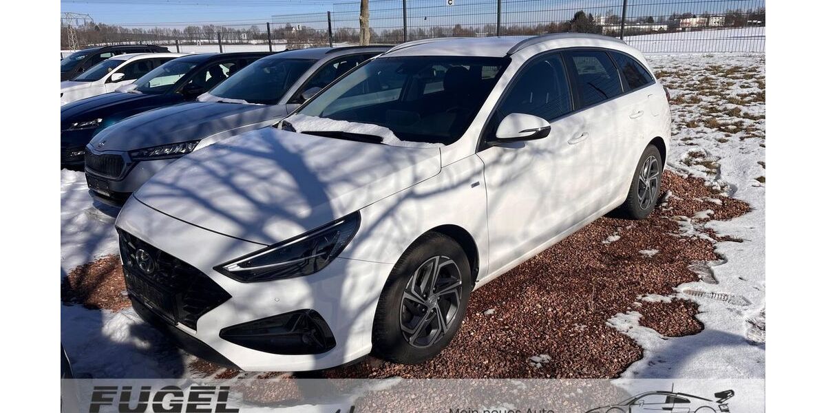 Hyundai i30 50.300 km 18.899 &euro; Oberlungwitz 09353