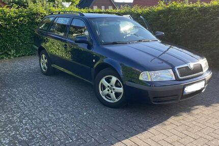 Skoda Octavia 296.600 km 750 &euro; Stavern 49777