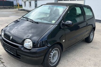 Renault Twingo 145.060 km 1.999 € Uhingen 73066
