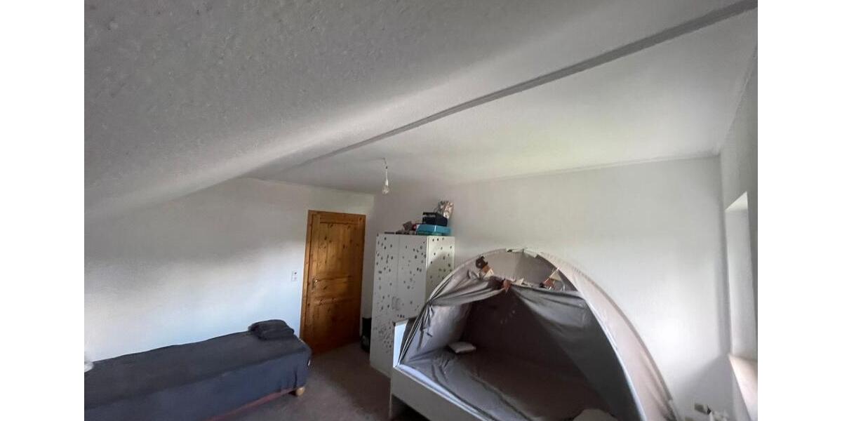Dachgeschoßwohnung Morbach - 3 Zimmer, 90 m&sup2;, 675&euro; | Angebot:26714906