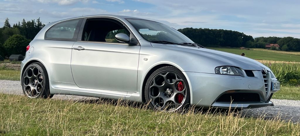 Alfa Romeo 147 24.900 km 34.900 &euro; Pöcking 82343